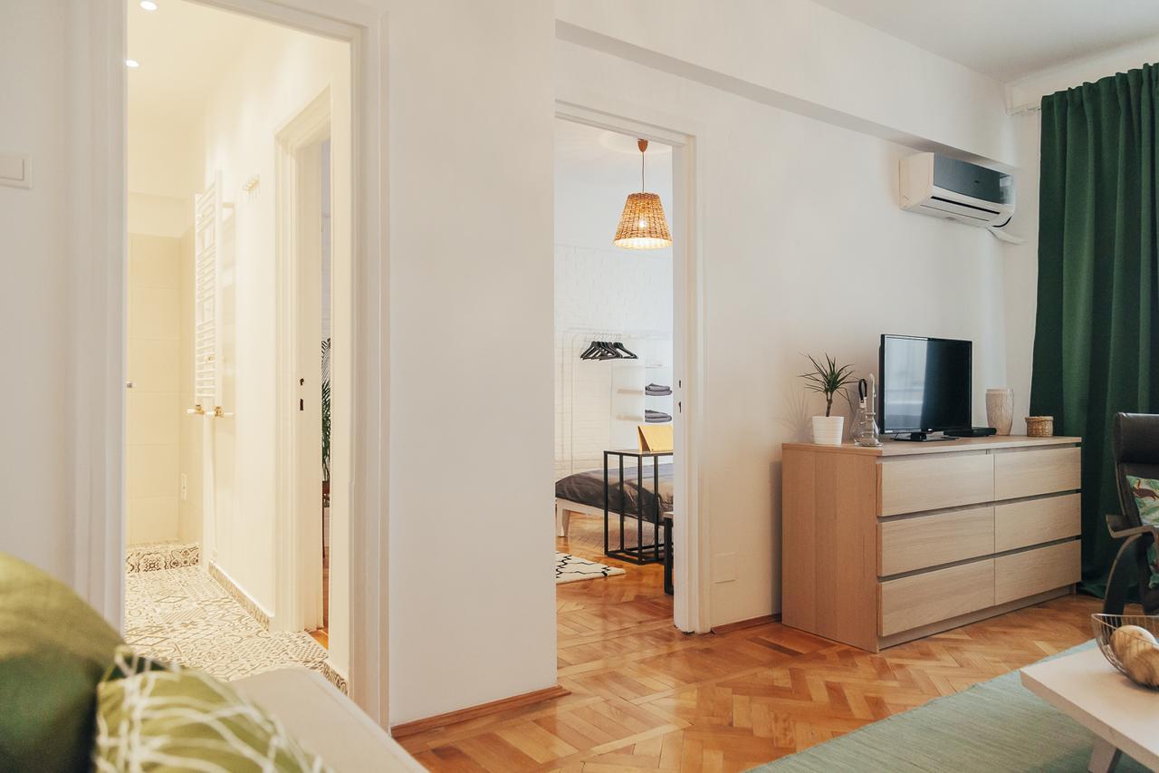 Old Town View Apartment Бухарест Экстерьер фото