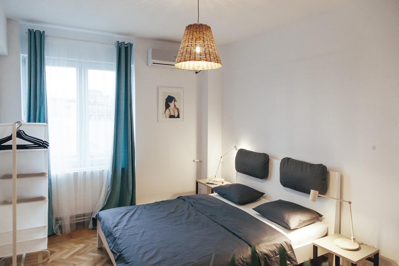 Old Town View Apartment Бухарест Экстерьер фото