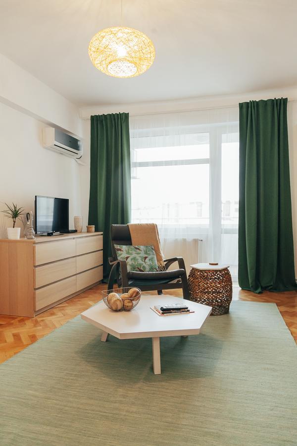 Old Town View Apartment Бухарест Экстерьер фото
