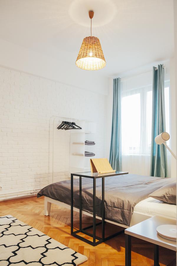 Old Town View Apartment Бухарест Экстерьер фото
